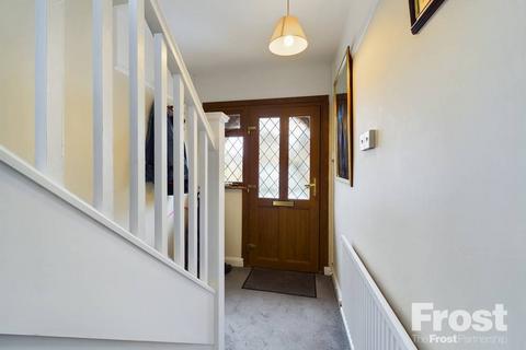 102 Hatton Road, Feltham, TW14 8JQ