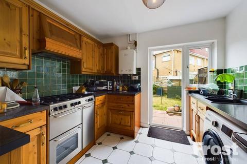 102 Hatton Road, Feltham, TW14 8JQ