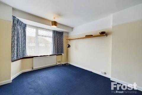 102 Hatton Road, Feltham, TW14 8JQ