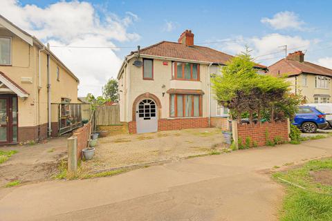 3 bedroom semi-detached house for sale, Finlay Road, Gloucester, GL4