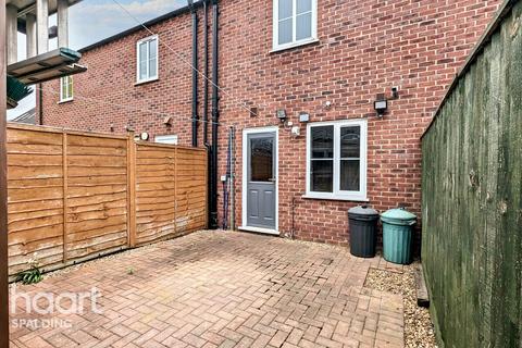 2 bedroom terraced house for sale, Spalding PE11