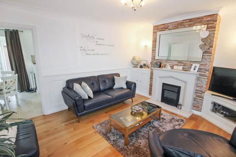 3 bedroom end of terrace house for sale, Northfields, Dunstable LU5