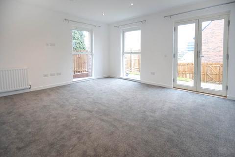 4 bedroom end of terrace house to rent, Muirhouse Avenue, Edinburgh,