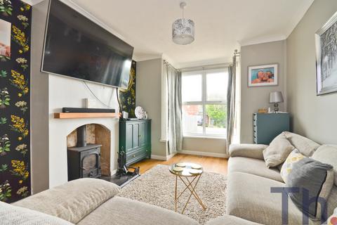 3 bedroom semi-detached house for sale, Newport PO30