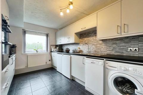2 bedroom flat for sale, Sycamore Court, Salford, M6