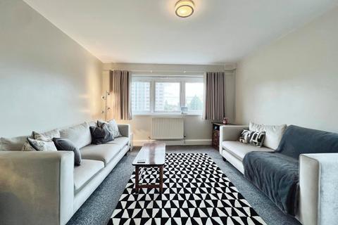 2 bedroom flat for sale, Sycamore Court, Salford, M6