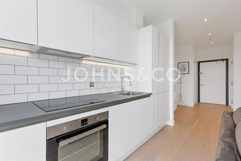 Studio to rent, Apt Parkview, Brentford, London, TW8