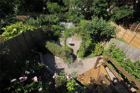 10 Viewland Road, London, SE18 1PE