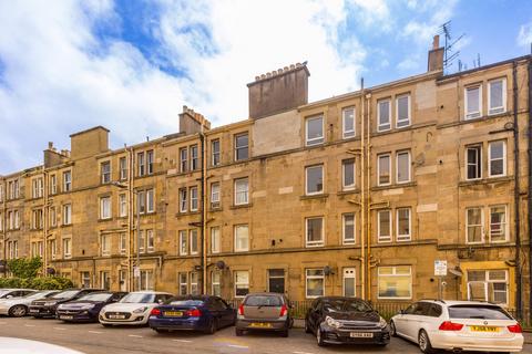 1 bedroom flat for sale, 10/15 (3F3) Wardlaw Place, Edinburgh EH11 1UB