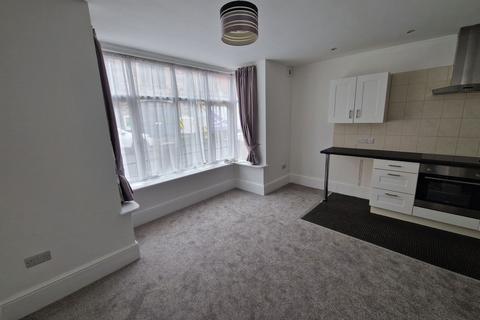 1 bedroom flat for sale, Victoria Road, Exmouth, EX8 1DL