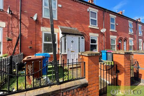 2 bedroom terraced house to rent, Highfield Road, Salford M6