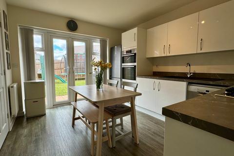 27 Emperor Way, Holmer, Hereford, HR4 9EN