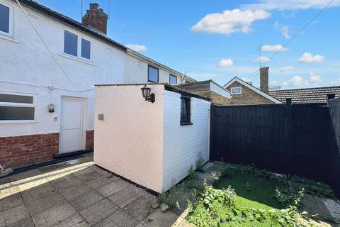 2 Wellingborough Road, Broughton, Kettering, NN14 1PD