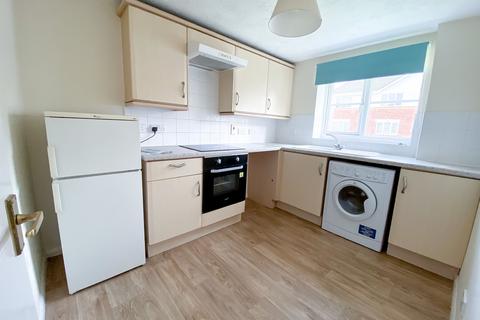2 bedroom flat to rent, Elm Park, Reading RG30