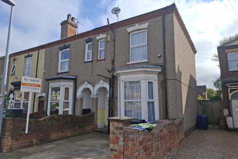 2 bedroom maisonette for sale, 42 Lambert Road, DN32