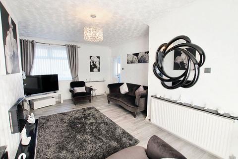 3 bedroom terraced house for sale, Ribble Drive, Whitefield, M45