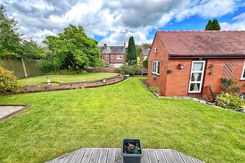 The Bungalow Hutton Avenue, Ashton-under-lyne, OL6 6QZ