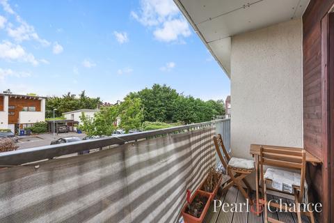 2 bedroom apartment for sale, Cheviot Court, Kendal Close, N20