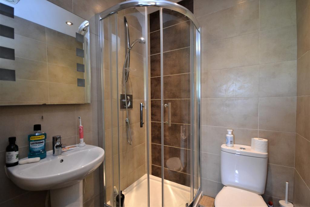 Ensuite