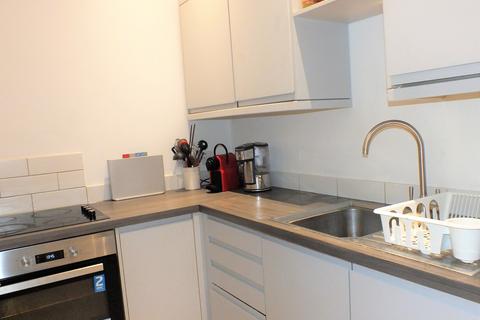 1 bedroom flat to rent, Sydenham Road, Guildford GU1