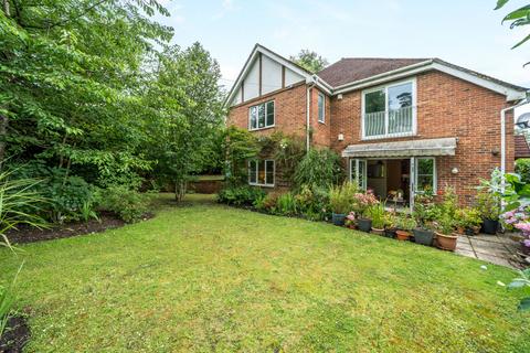 2 bedroom flat for sale, Southview Road, Bordon GU35