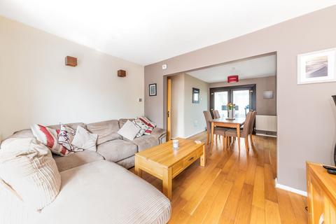 28 Crosslands Drive, Abingdon, OX14 1JY