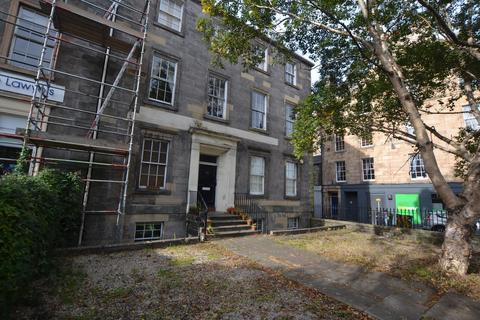 3 bedroom flat to rent, Leith Walk, Edinburgh, EH6