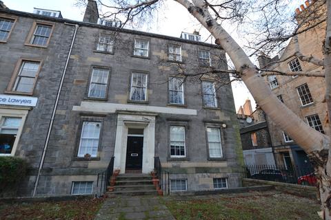 3 bedroom flat to rent, Leith Walk, Edinburgh, EH6