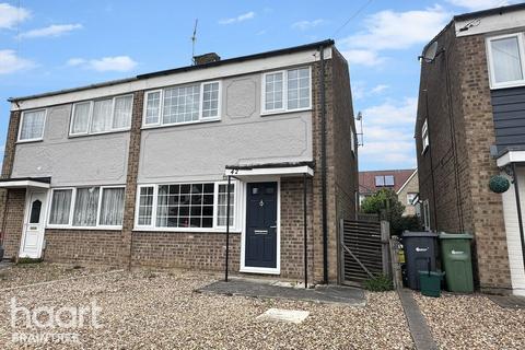 3 bedroom semi-detached house for sale, Elm Walk, Braintree