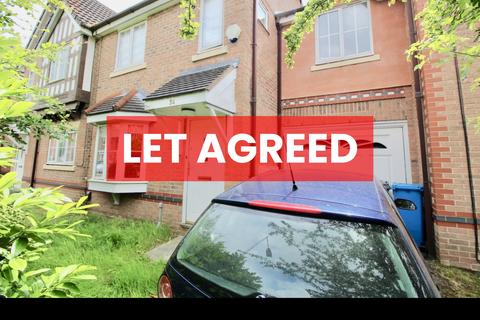 3 bedroom semi-detached house to rent, Chervil Close, Manchester M14