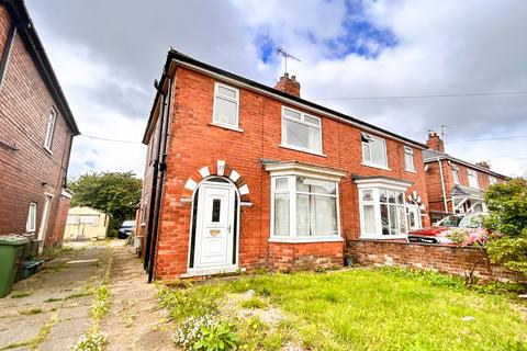 3 bedroom semi-detached house for sale, Skippingdale Road , DN15