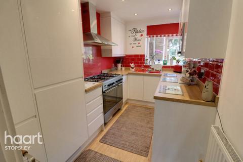 20 Brooms Road, Luton, LU2 0JP