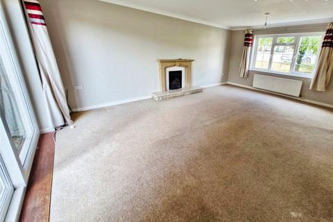 4 bedroom property to rent, Ramsbury Close, Blandford Forum, Dorset, DT11