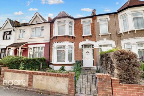 3 bedroom terraced house for sale, Betchworth Road, Ilford