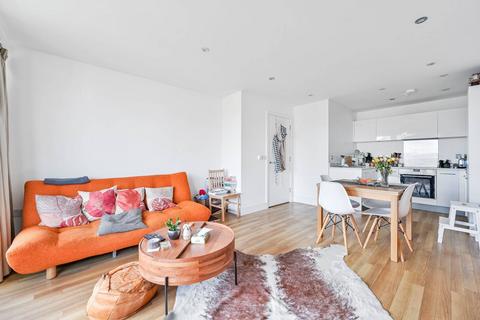 2 bedroom flat for sale, Copperfield Mews, E2, Bethnal Green, London, E2