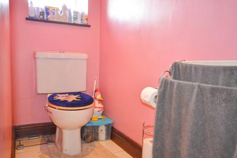 42 Pool Street, Bodmin, PL31 2HB