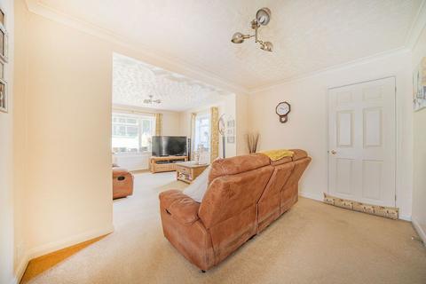 5 Gilberts Green, Shipton Bellinger, Tidworth, SP9 7YD