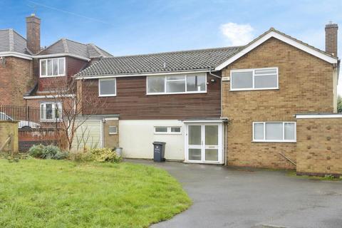 4 bedroom detached house for sale, Iveshead Road, Loughborough LE12