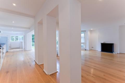 2 bedroom apartment to rent, Fitzjohns Avenue, Hampstead, NW3