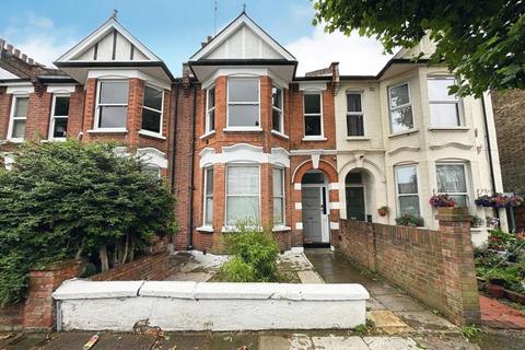3 bedroom flat for sale, Ground Floor Flat, 11 Radcliffe Avenue, Willesden, London, NW10 5XU