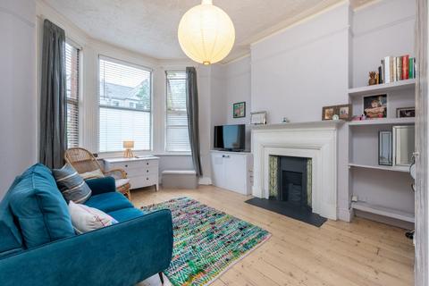 3 bedroom flat for sale, Ground Floor Flat, 11 Radcliffe Avenue, Willesden, London, NW10 5XU