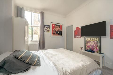 3 bedroom flat for sale, Ground Floor Flat, 11 Radcliffe Avenue, Willesden, London, NW10 5XU