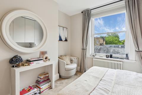 2 bedroom flat to rent, Kensington Court, Kensington