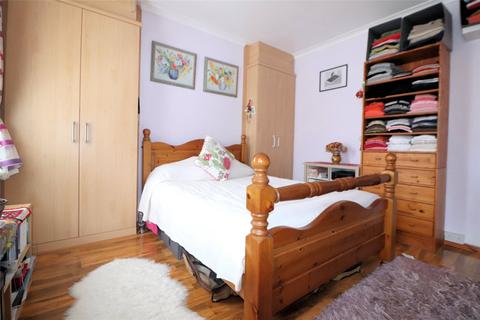 48 Thanet Road, Erith, DA8 3RB