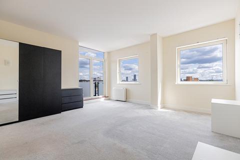 2 bedroom flat to rent, Artichoke Hill, London