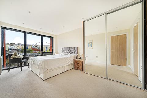 2 bedroom flat for sale, Arc House, 16 Maltby Street, London