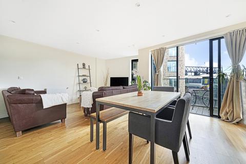 2 bedroom flat for sale, Arc House, 16 Maltby Street, London