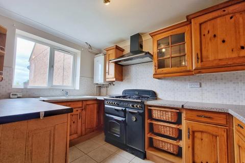 2 bedroom end of terrace house for sale, High Street, Clophill, Bedfordshire, MK45
