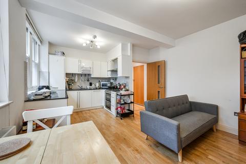 2 bedroom flat to rent, High Holborn, London