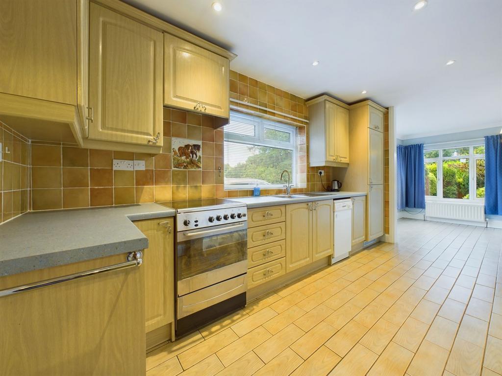 Kitchen/ dining room